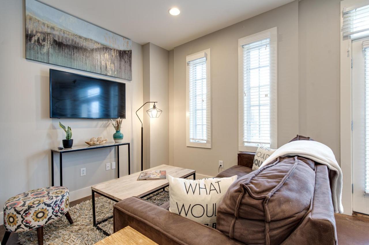 Stunning Nashville Condo Minutes From Broadway Exterior photo