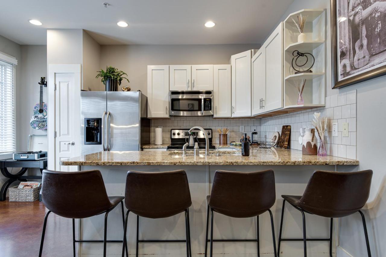 Stunning Nashville Condo Minutes From Broadway Exterior photo